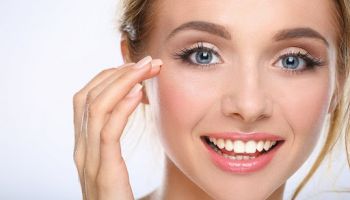 طرق تفتيح البشرة السمراء