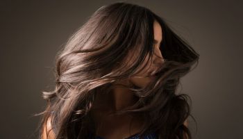 عناصر غذائية ضرورية للبشرة والشعر